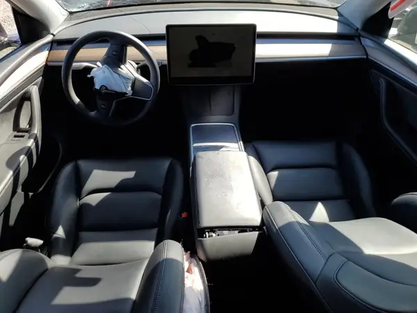 7SAYGAEE4RF211941 2024 TESLA MODEL Y - Image 8