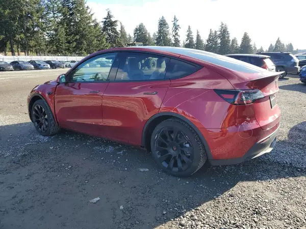 7SAYGAEE4RF991875 2024 TESLA MODEL Y - Image 2