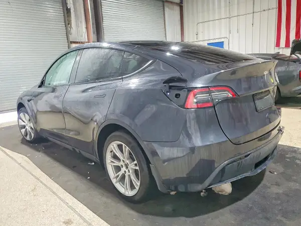 7SAYGAEE4RF994761 2024 TESLA MODEL Y - Image 2