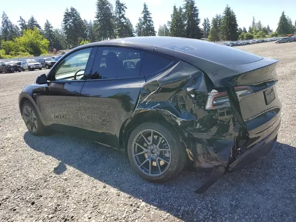 7SAYGAEE4SF234013 2025 TESLA MODEL Y - Image 2
