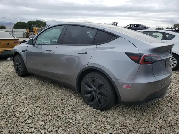 7SAYGAEE4SF240846 2025 TESLA MODEL Y - Image 2