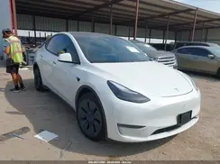 7SAYGAEE4SF254780 2025 TESLA MODEL Y