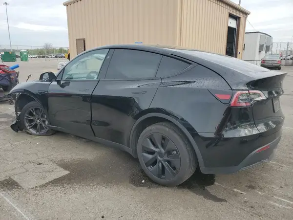 7SAYGAEE4SF260398 2025 TESLA MODEL Y - Image 2