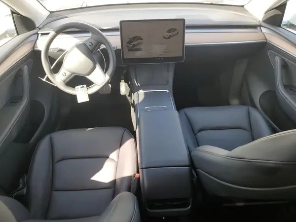 7SAYGAEE4SF287987 2025 TESLA MODEL Y - Image 8