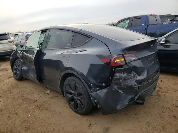 7SAYGAEE4SF294289 2025 TESLA MODEL Y - Image 2