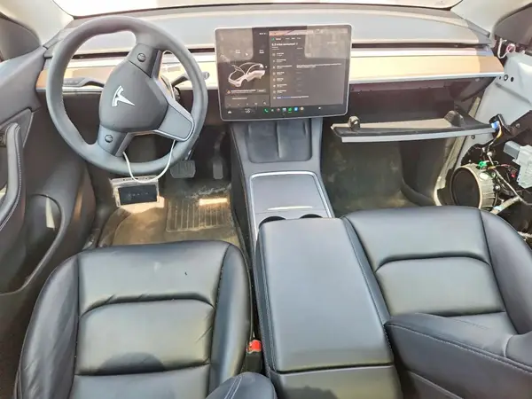 7SAYGAEE5NF310214 2022 TESLA MODEL Y - Image 8