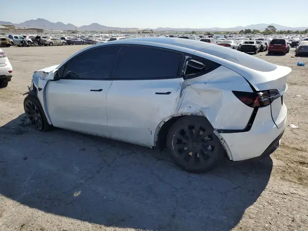 7SAYGAEE5NF314148 2022 TESLA MODEL Y - Image 2