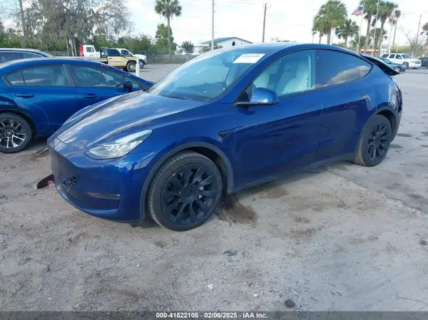 7SAYGAEE5NF322606 2022 TESLA MODEL Y - Image 2
