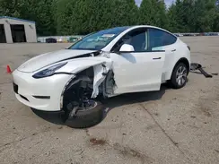 7SAYGAEE5NF329894 2022 TESLA MODEL Y