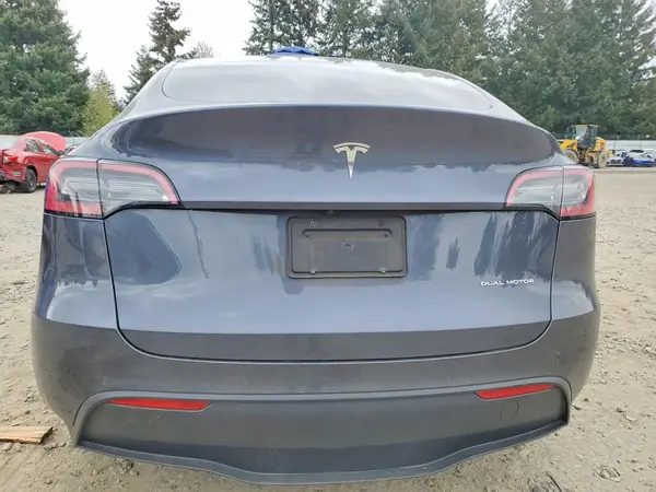 2022 TESLA MODEL Y auction photo 6