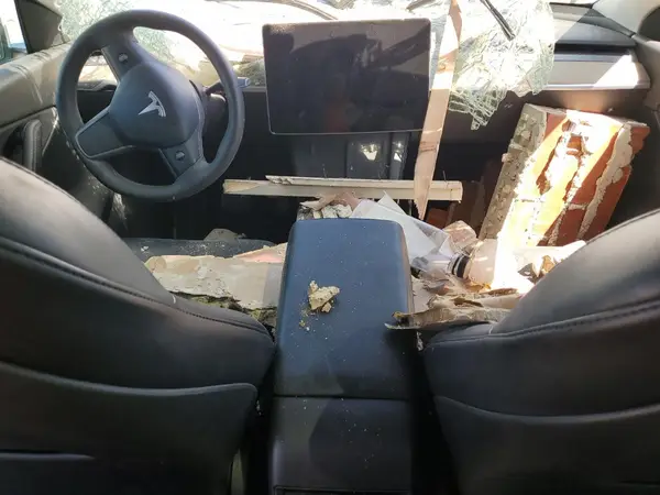 7SAYGAEE5NF379422 2022 TESLA MODEL Y - Image 8