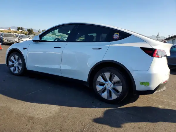 7SAYGAEE5NF404464 2022 TESLA MODEL Y - Image 2