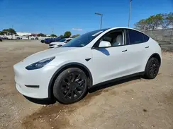 7SAYGAEE5NF417473 2022 TESLA MODEL Y