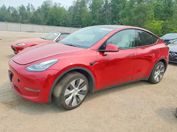 7SAYGAEE5NF518576 2022 TESLA MODEL Y - Image 1