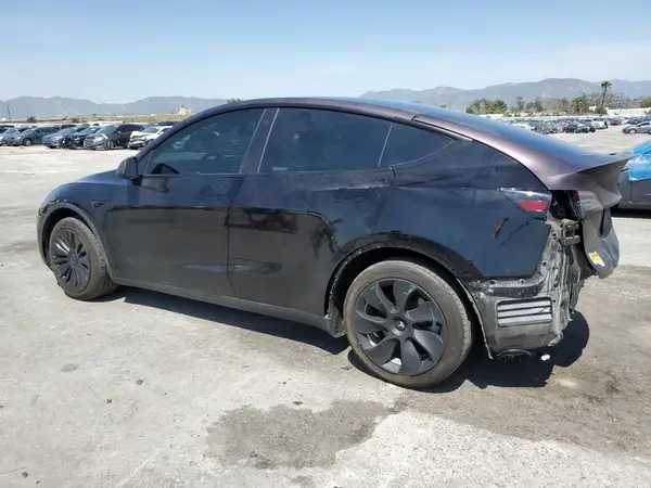 7SAYGAEE5NF539041 2022 TESLA MODEL Y - Image 2