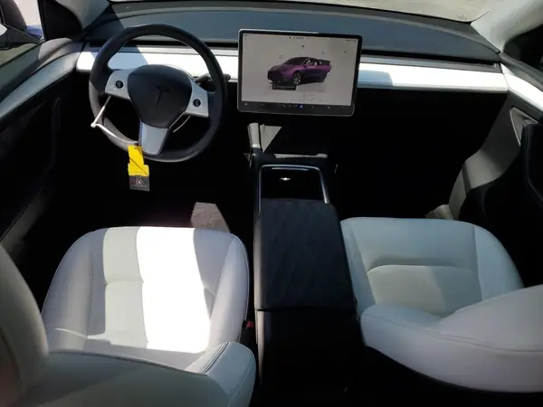 7SAYGAEE5NF539041 2022 TESLA MODEL Y - Image 8