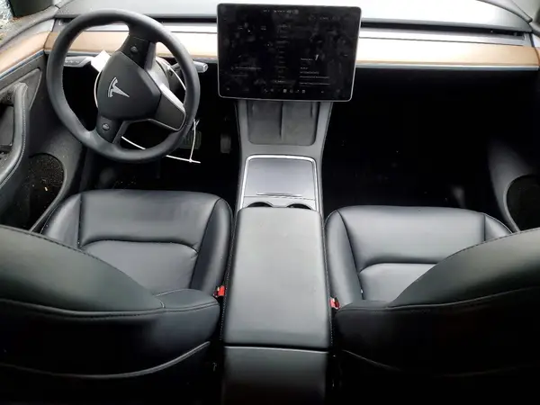 7SAYGAEE5NF541372 2022 TESLA MODEL Y - Image 8