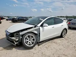 7SAYGAEE5NF545423 2022 TESLA MODEL Y