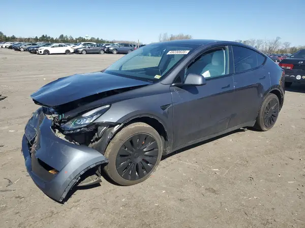 7SAYGAEE5NF573044 2022 TESLA MODEL Y - Image 1