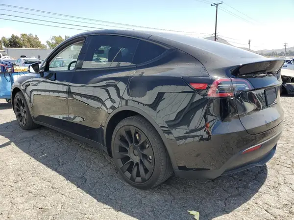 7SAYGAEE5PF589408 2023 TESLA MODEL Y - Image 2