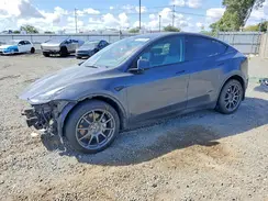 7SAYGAEE5PF614369 2023 TESLA MODEL Y