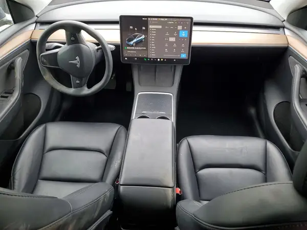 7SAYGAEE5PF623430 2023 TESLA MODEL Y - Image 8