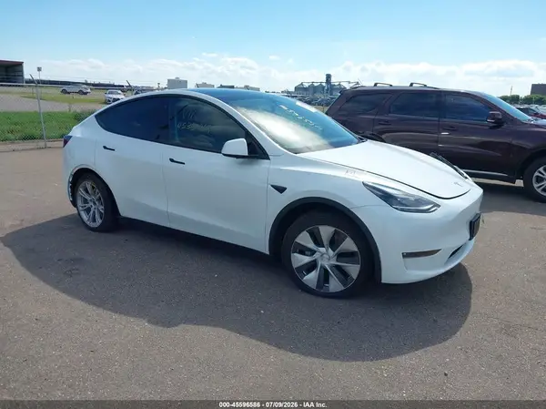 7SAYGAEE5PF629549 2023 TESLA MODEL Y - Image 1
