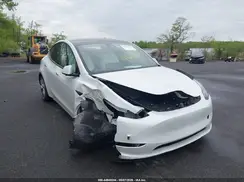 7SAYGAEE5PF660431 2023 TESLA MODEL Y