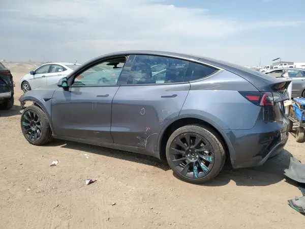 7SAYGAEE5PF668156 2023 TESLA MODEL Y - Image 2
