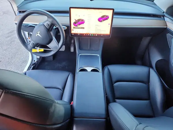 7SAYGAEE5PF713130 2023 TESLA MODEL Y - Image 8