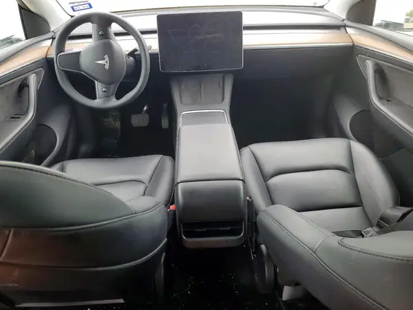 7SAYGAEE5PF757354 2023 TESLA MODEL Y - Image 8