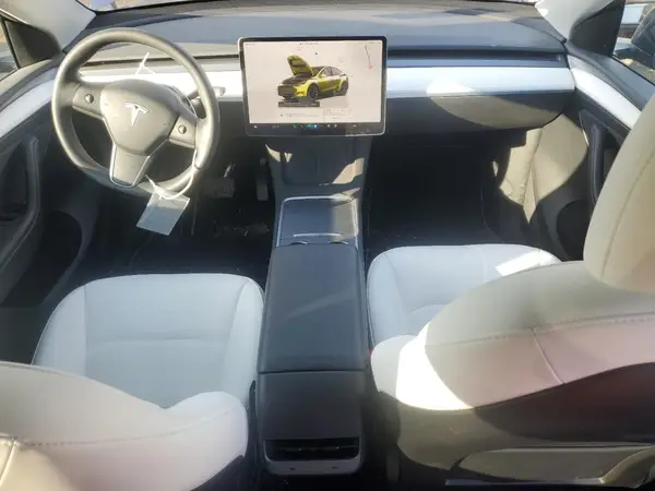 7SAYGAEE5PF769536 2023 TESLA MODEL Y - Image 8