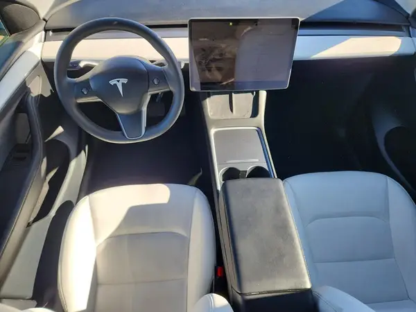 7SAYGAEE5PF789981 2023 TESLA MODEL Y - Image 8