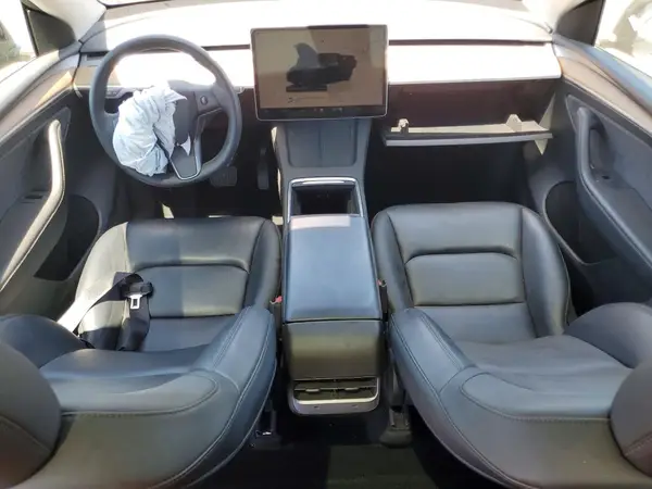 7SAYGAEE5PF808612 2023 TESLA MODEL Y - Image 8