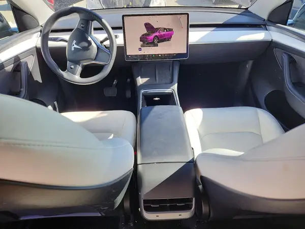 7SAYGAEE5PF808903 2023 TESLA MODEL Y - Image 8