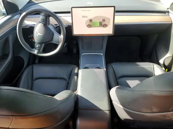 7SAYGAEE5PF810862 2023 TESLA MODEL Y - Image 8