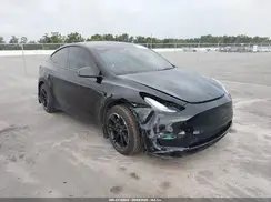 7SAYGAEE5PF830903 2023 TESLA MODEL Y