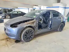 7SAYGAEE5PF833963 2023 TESLA MODEL Y