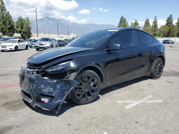 7SAYGAEE5PF848026 2023 TESLA MODEL Y - Image 1