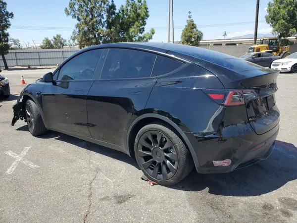 7SAYGAEE5PF848026 2023 TESLA MODEL Y - Image 2