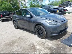 7SAYGAEE5PF854991 2023 TESLA MODEL Y