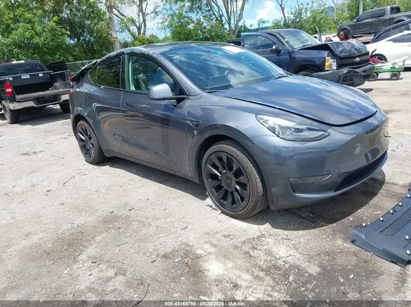 7SAYGAEE5PF854991 2023 TESLA MODEL Y - Image 1