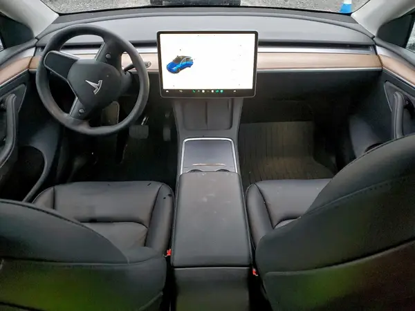 7SAYGAEE5PF855235 2023 TESLA MODEL Y - Image 8