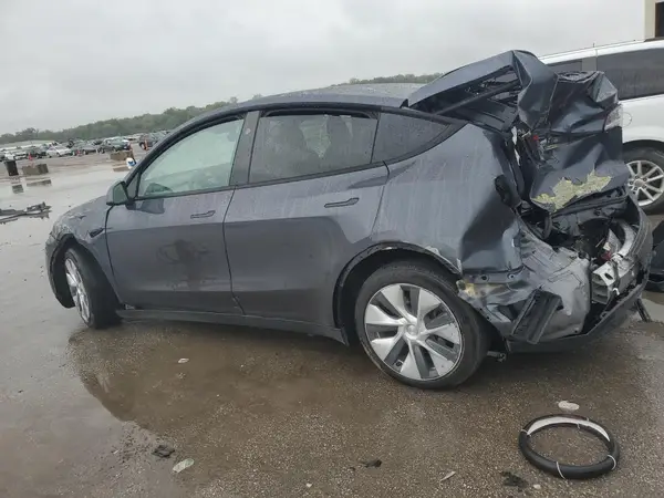 7SAYGAEE5PF893189 2023 TESLA MODEL Y - Image 2
