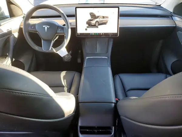7SAYGAEE5PF903381 2023 TESLA MODEL Y - Image 8