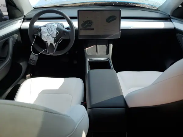 7SAYGAEE5PF903588 2023 TESLA MODEL Y - Image 8