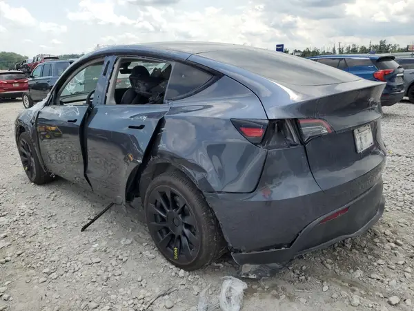 7SAYGAEE5PF906457 2023 TESLA MODEL Y - Image 2