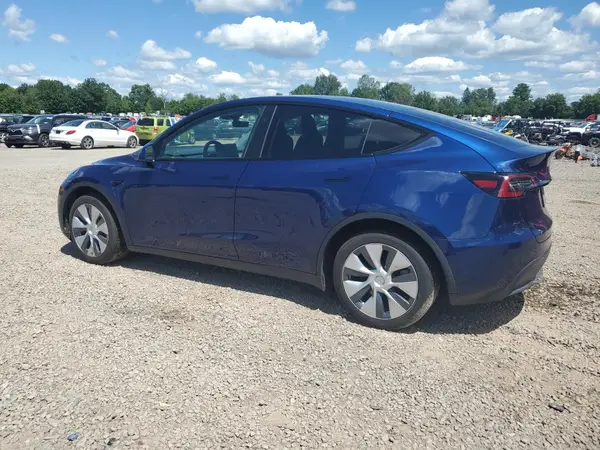 7SAYGAEE5PF910069 2023 TESLA MODEL Y - Image 2