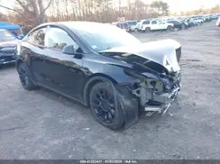 7SAYGAEE5PF914056 2023 TESLA MODEL Y