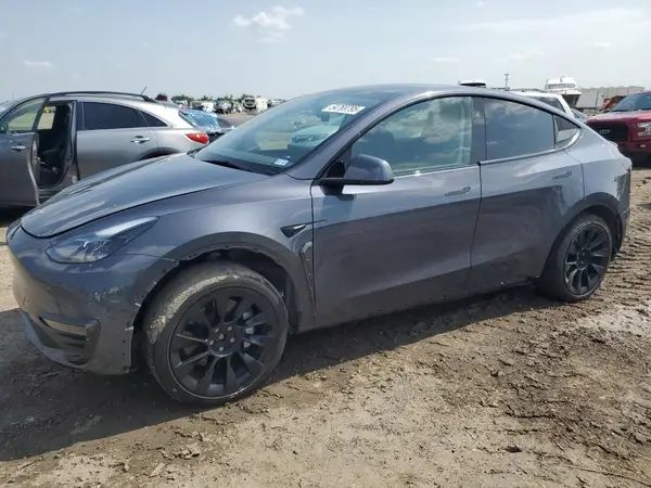 7SAYGAEE5PF969011 2023 TESLA MODEL Y - Image 1